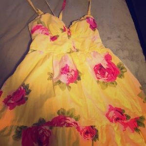 Cute spring dress 💕